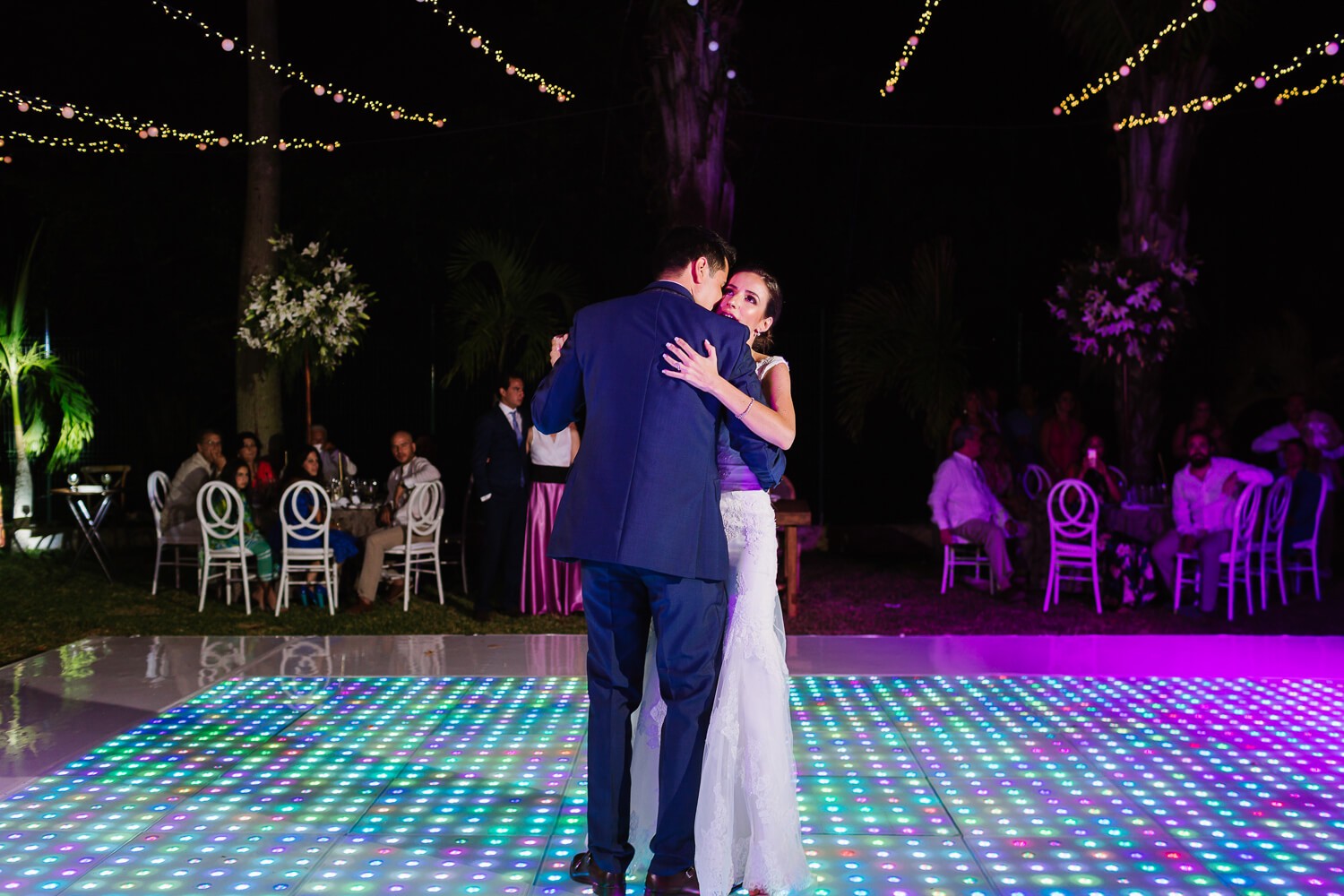 Bride and groom at Bacalar.