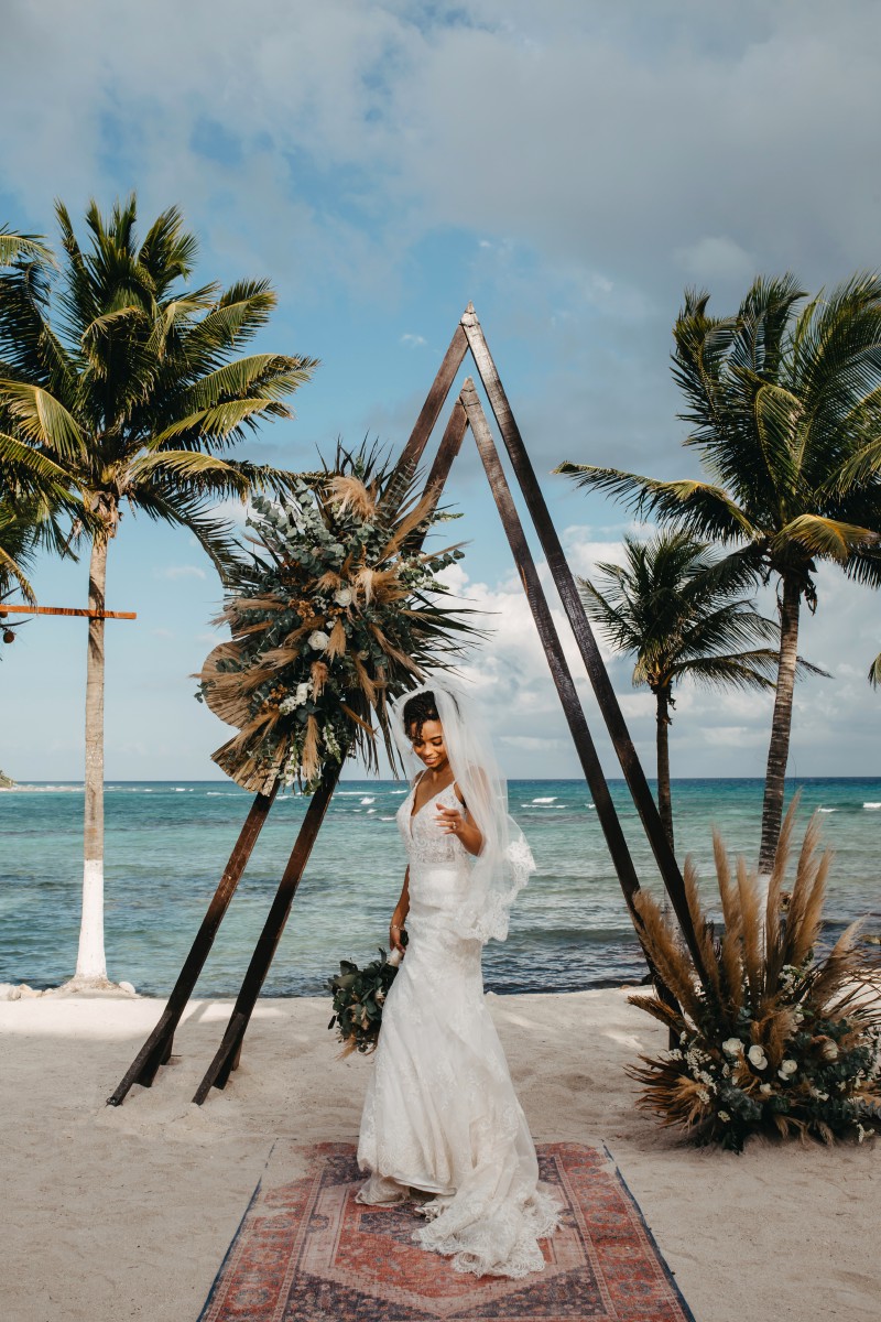 Bride portrait at Blue Venado.