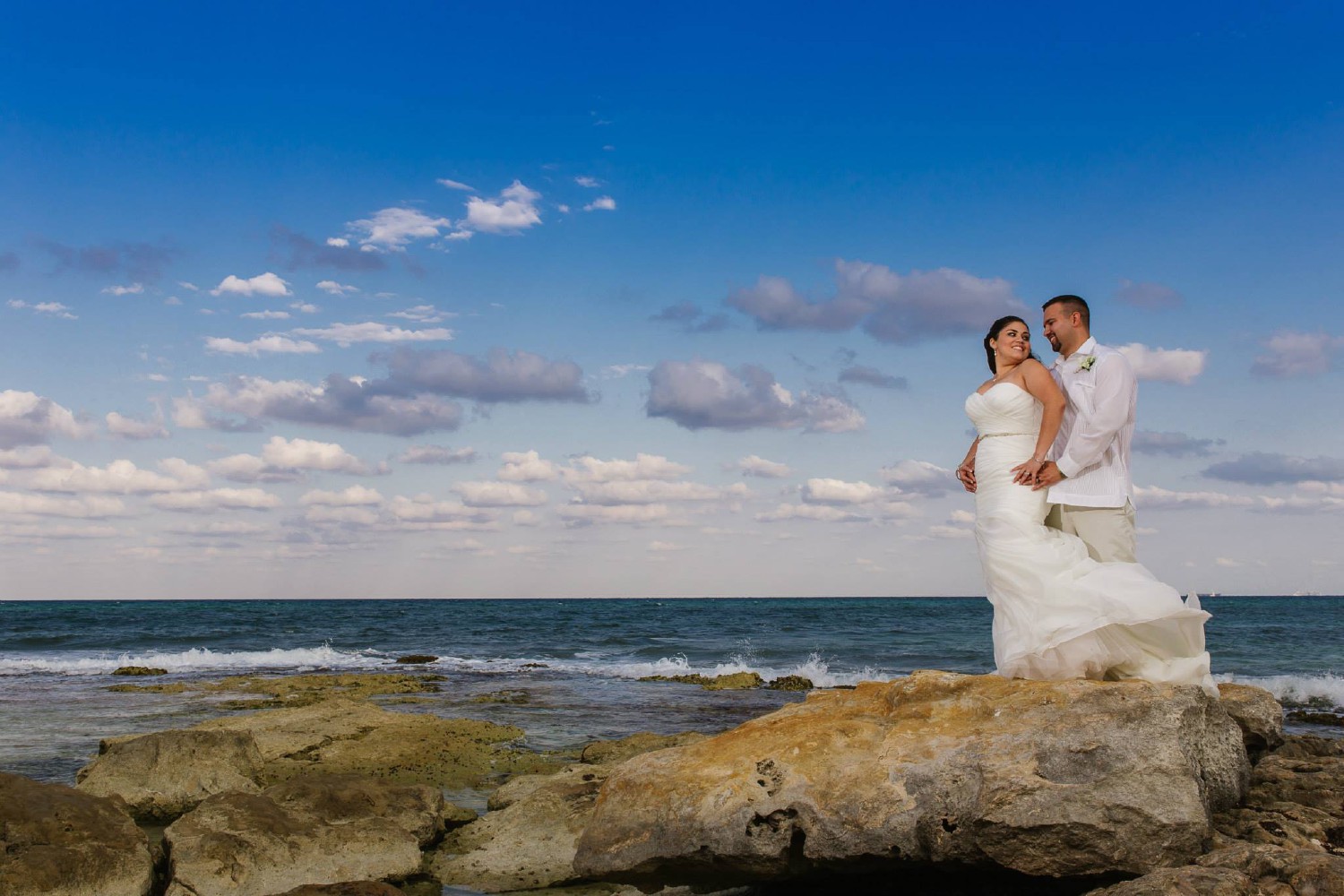 Bridal portrait at Cancun.