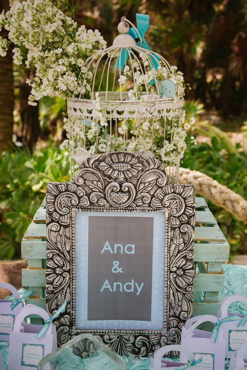 Bride portrait at Cancun.