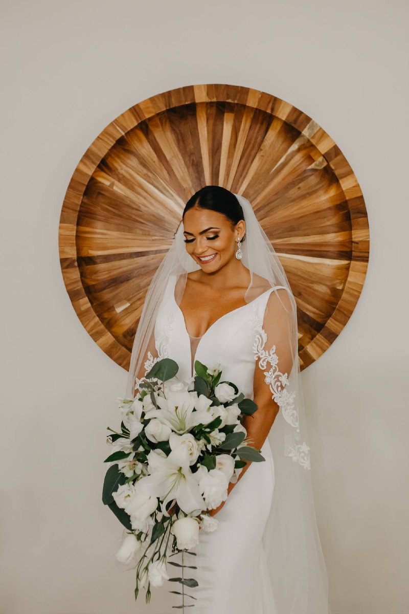Bride portrait at Dreams Jade.