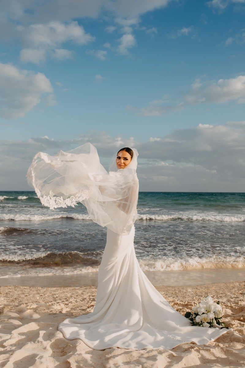 Bride getting ready at Dreams Jade.