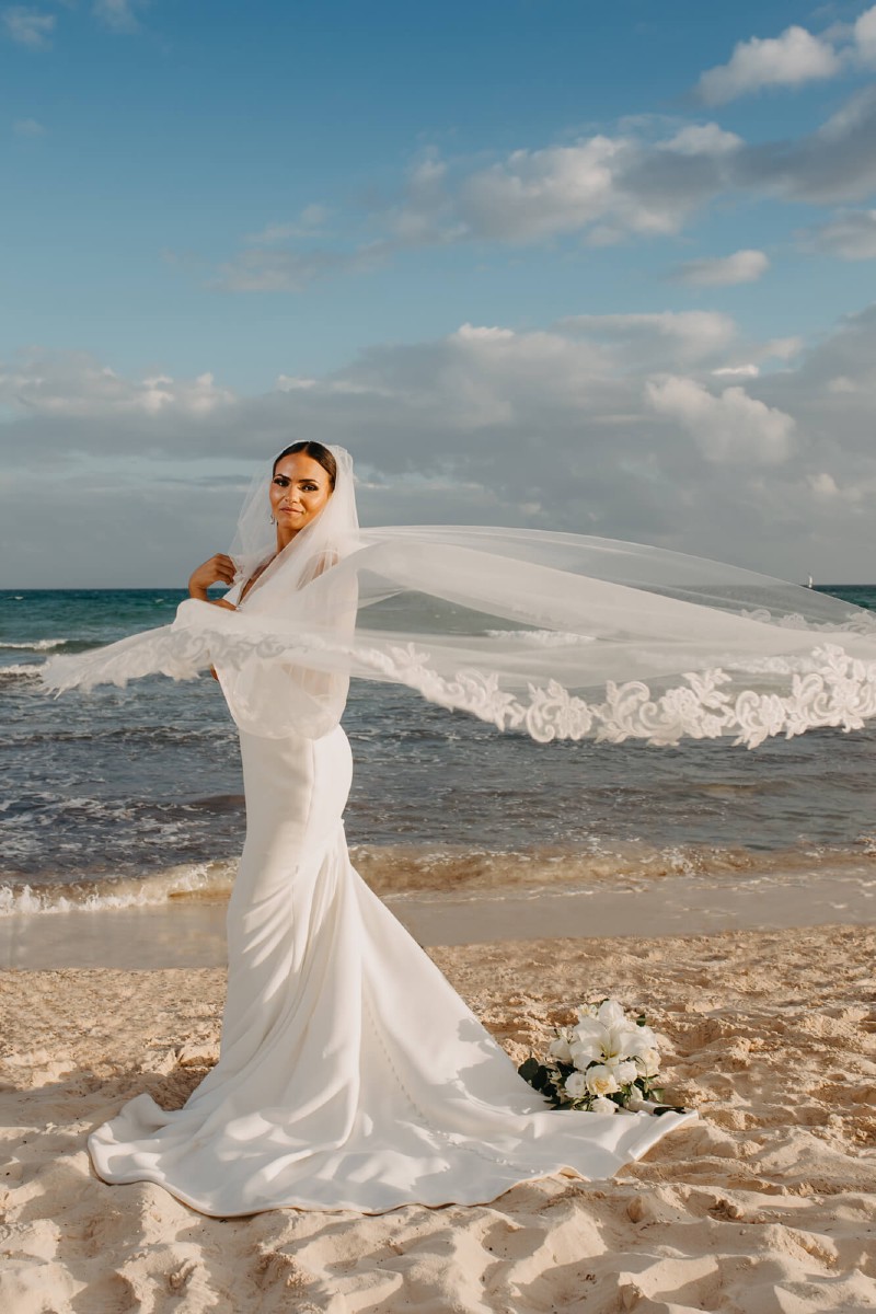 Bride portrait at Dreams Jade.