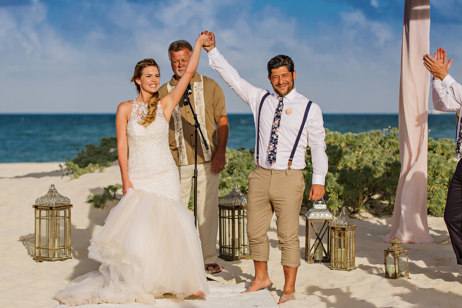 Wedding photos at Dreams Playa Mujeres.