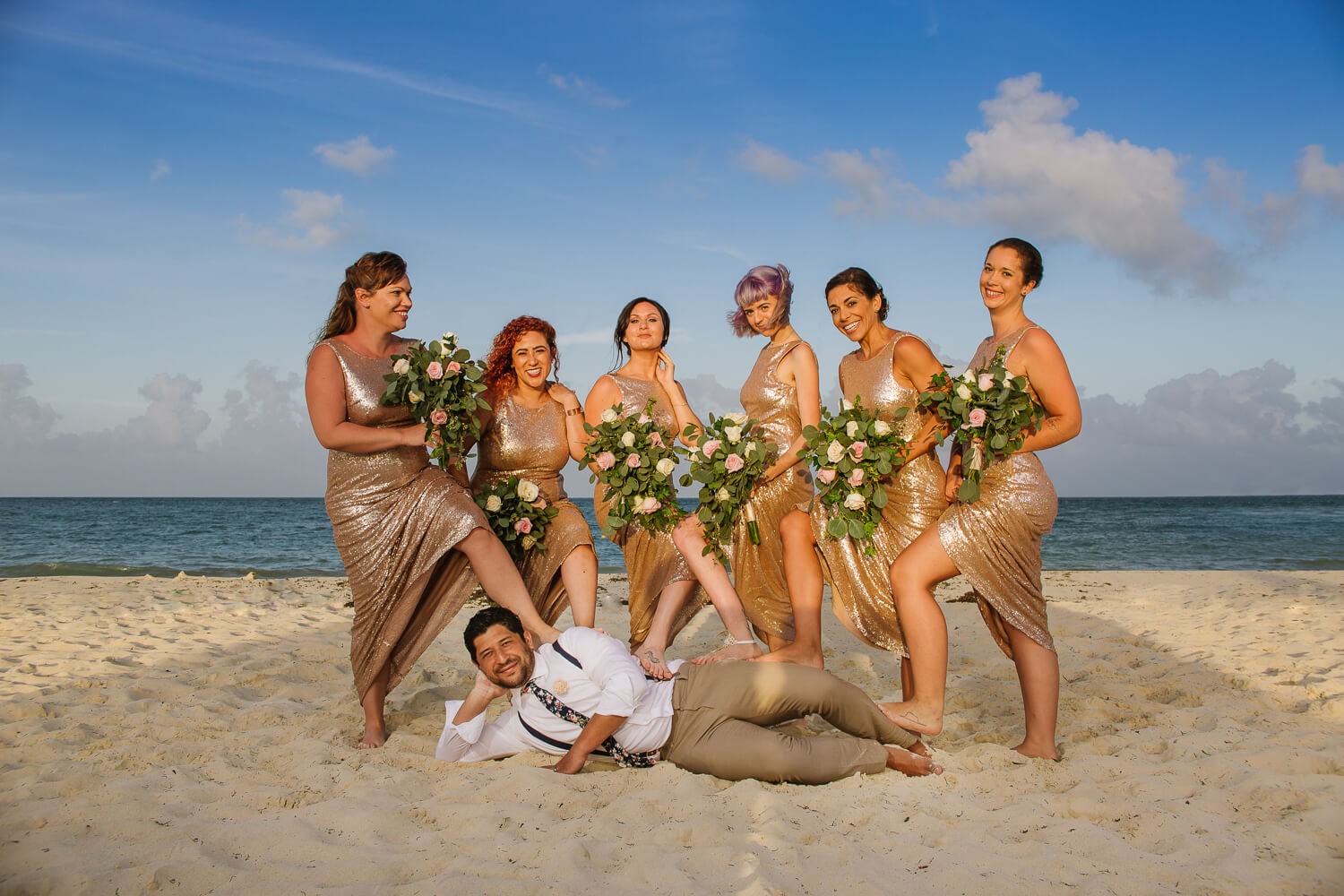 Bride and groom at Dreams Playa Mujeres.