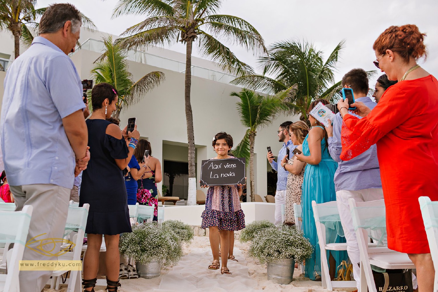 Bridal portrait at Grand Oasis Tulum.