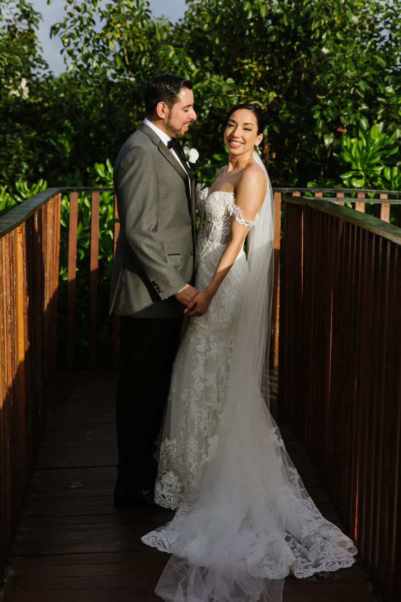 Newlywed couple at Grand Palladium Newlywed couple at Grand Palladium.