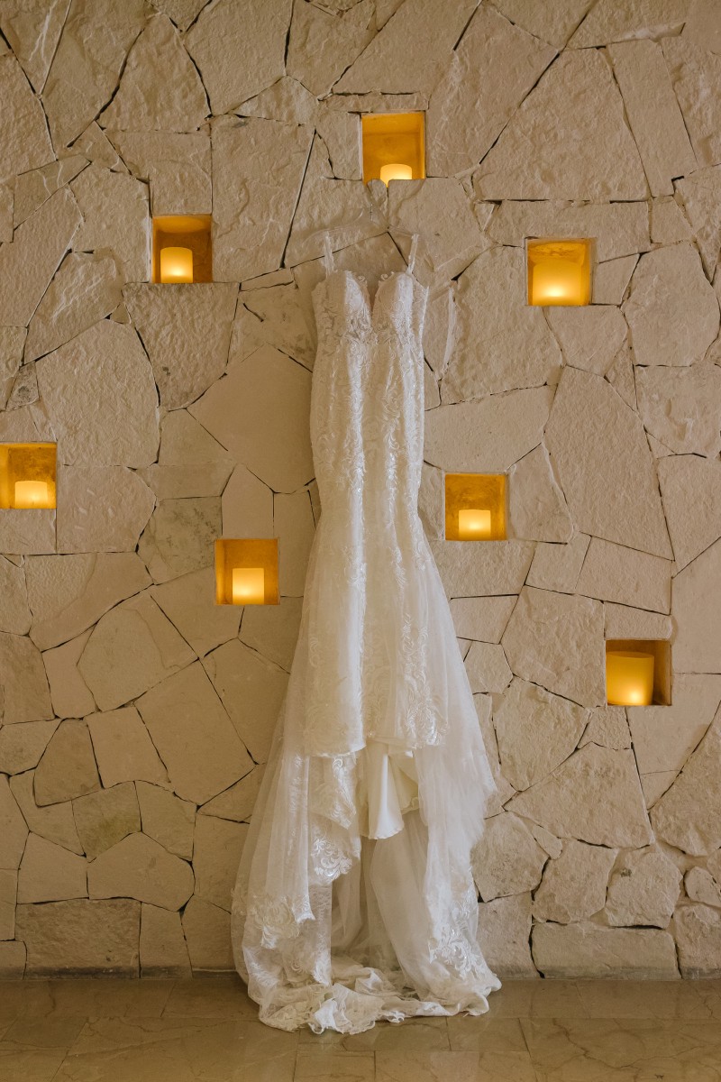 Bride getting ready at Hyatt Dreams Natura Bride getting ready at Hyatt Dreams Natura.