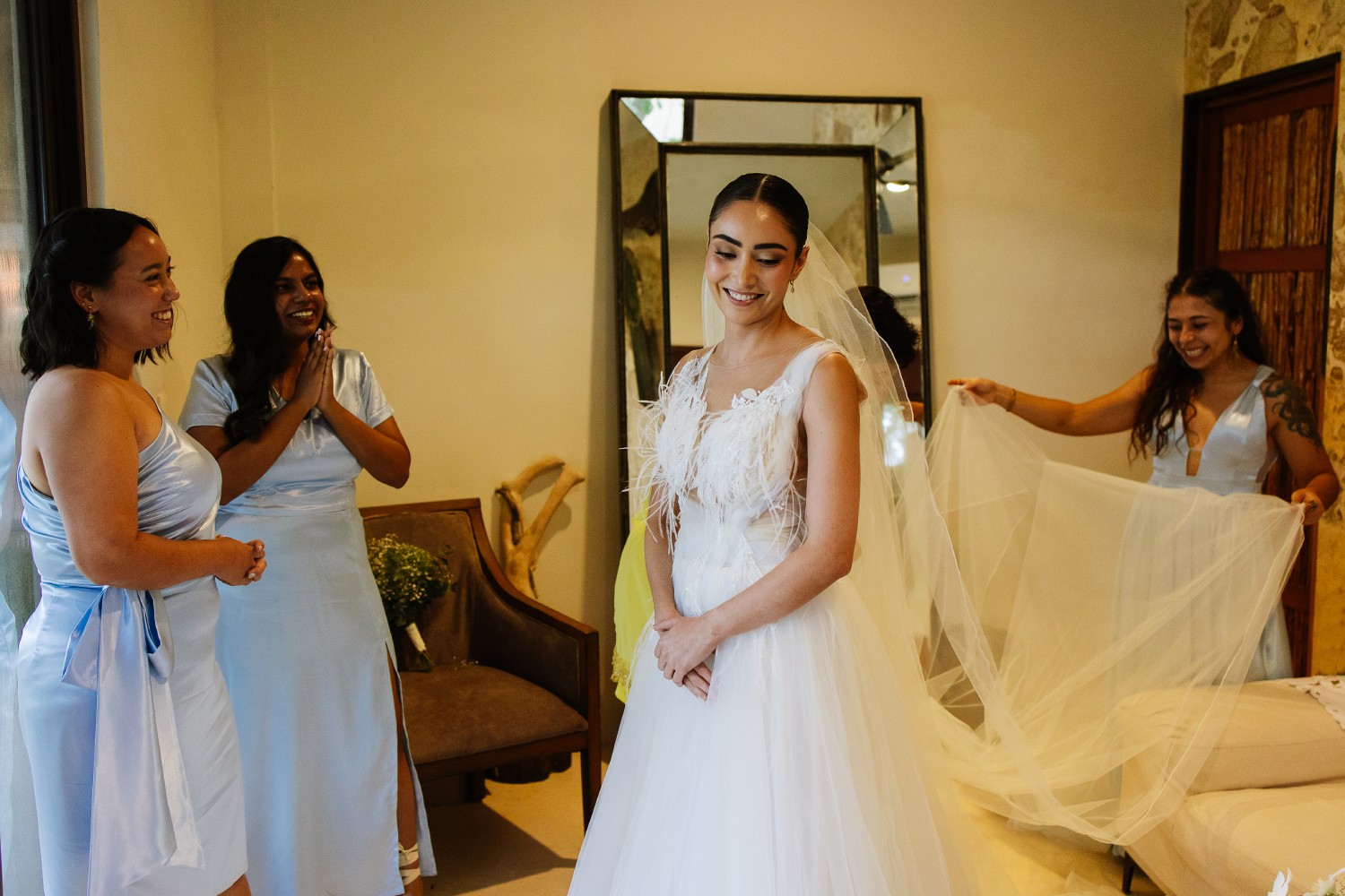 Wedding photos at Jardin Del Mar.