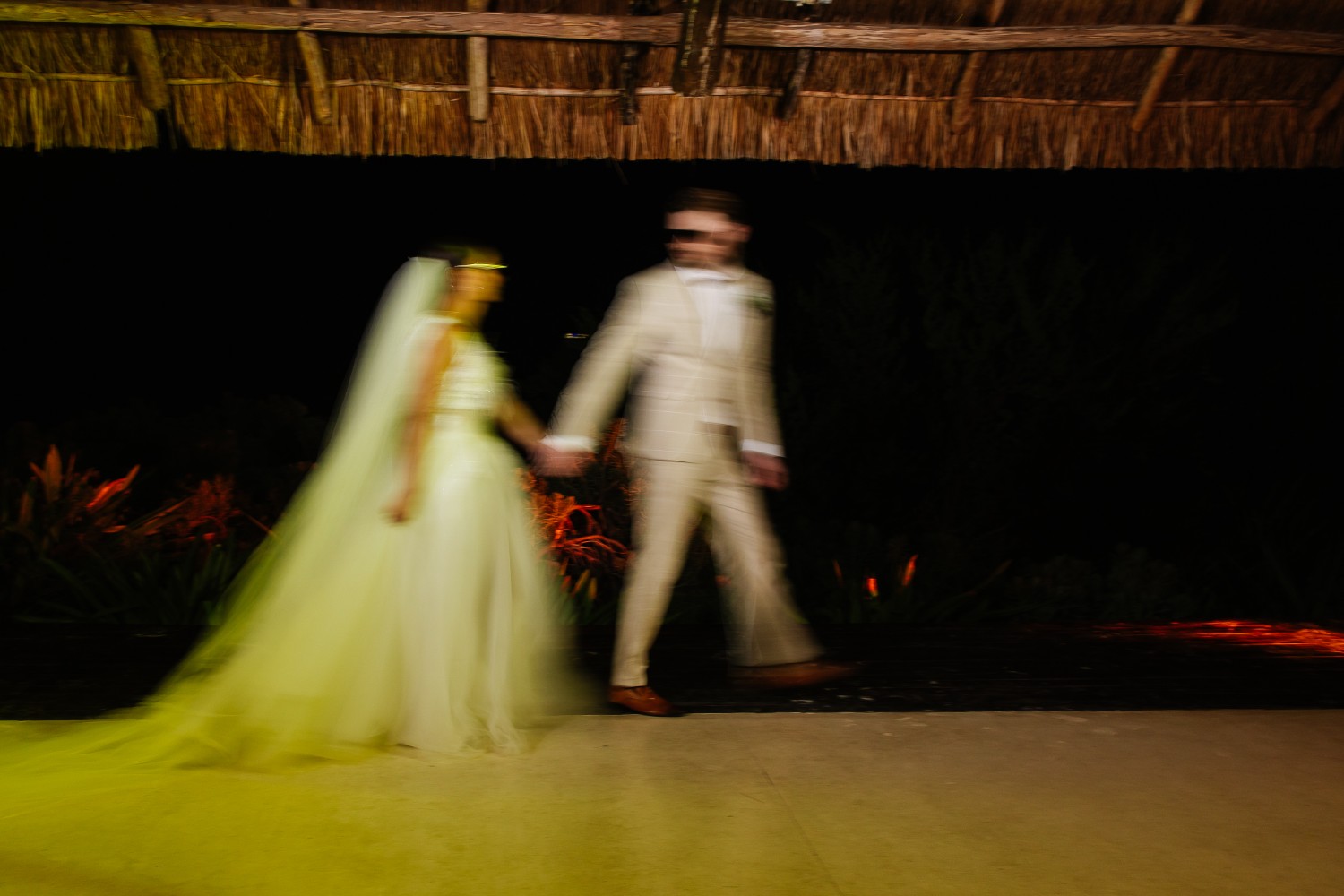 Bridal portrait at Jardin Del Mar.