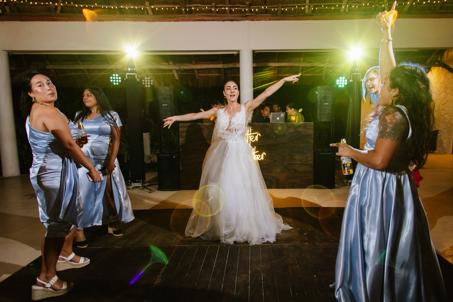 Bridal portrait at Jardin Del Mar.