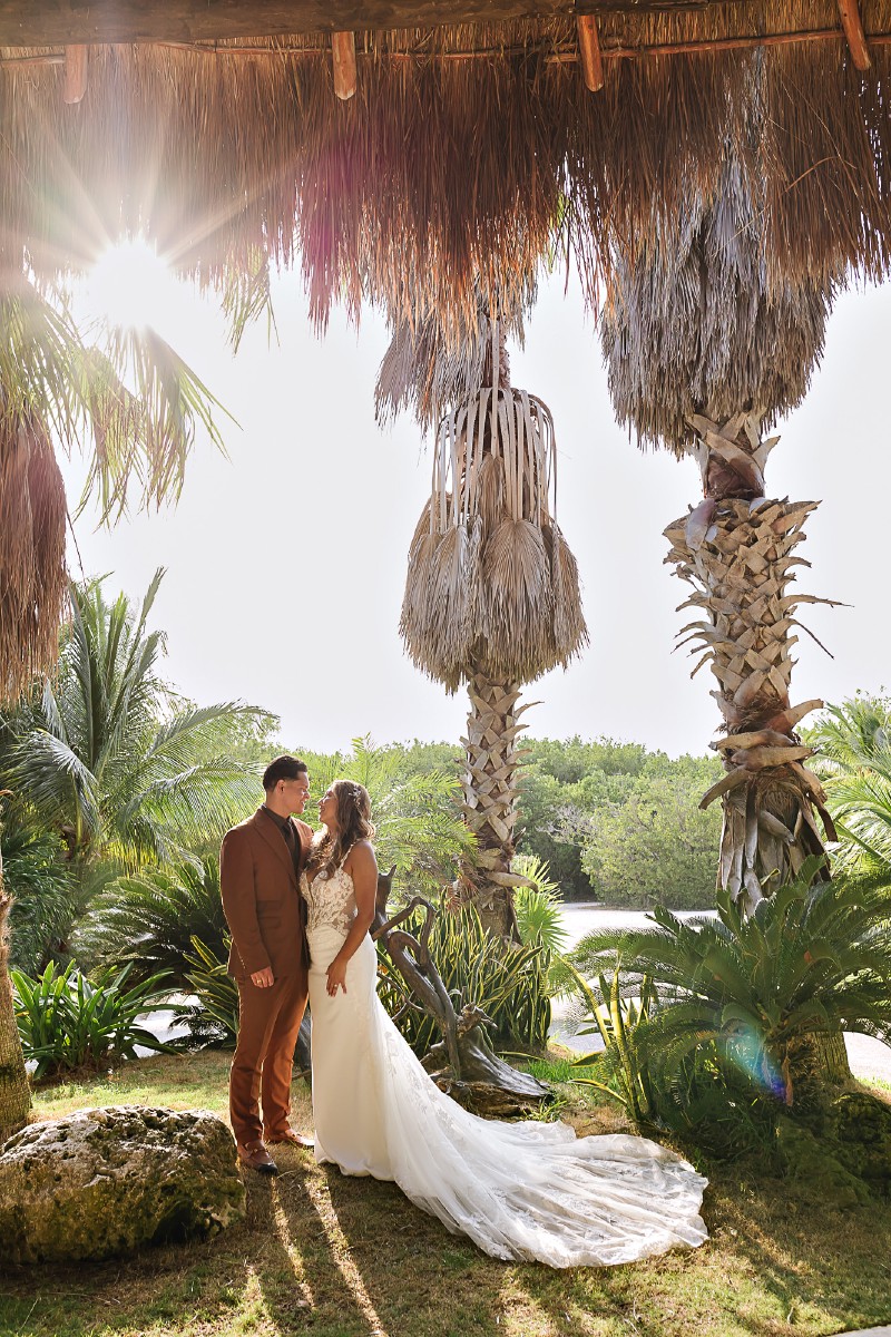 Bride and Groom at Jardin Del Mar Bride and Groom at Jardin Del Mar.