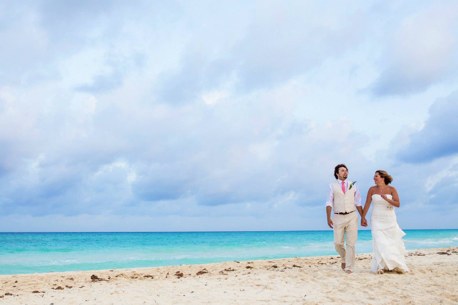 Bridal portrait at Playacar Palace.