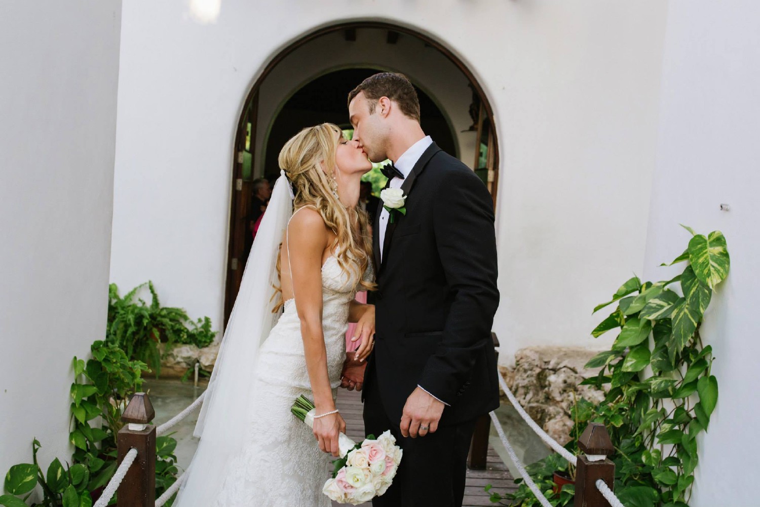 Destination wedding at Playacard Palace.