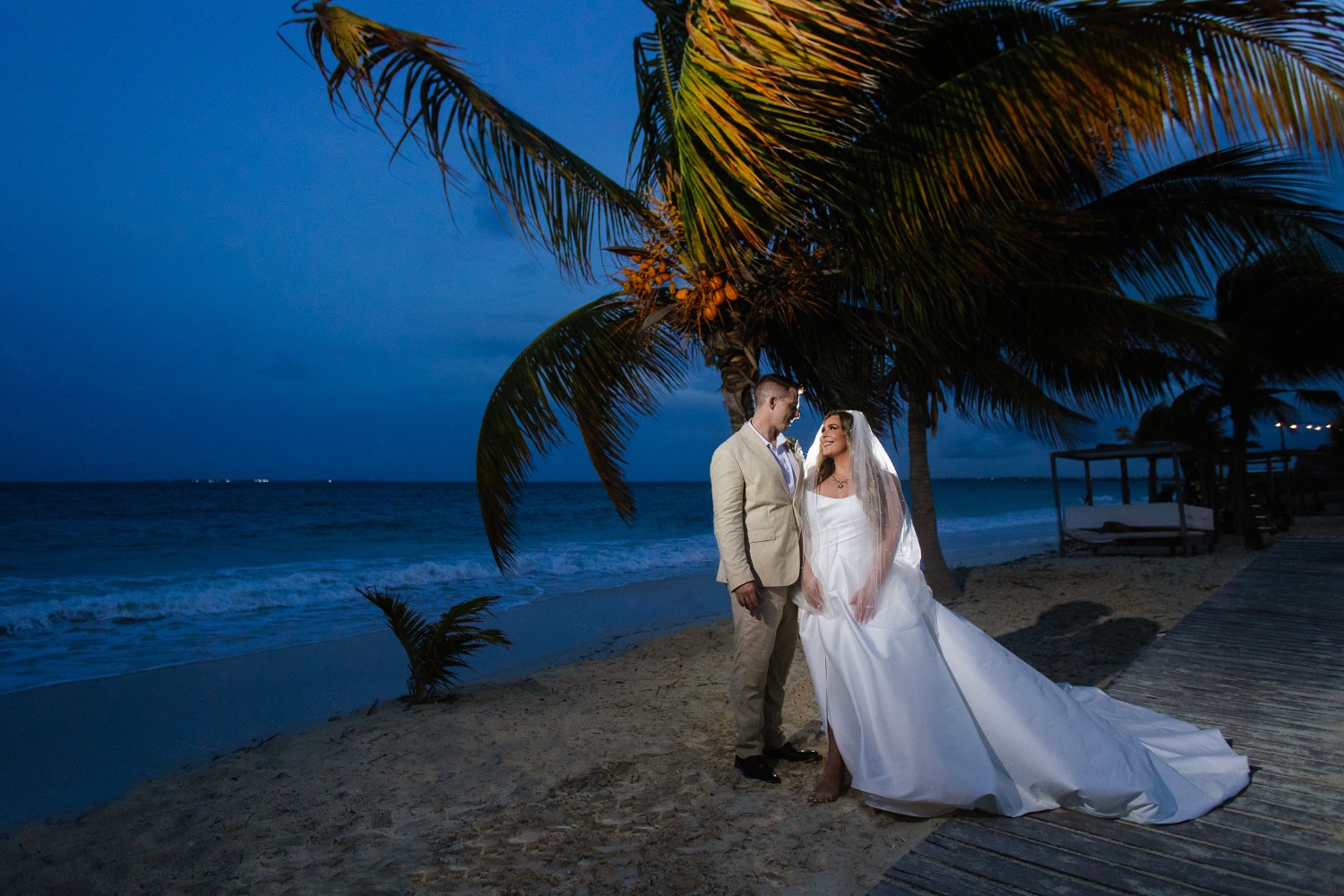Bride getting ready at Punta Blanca.