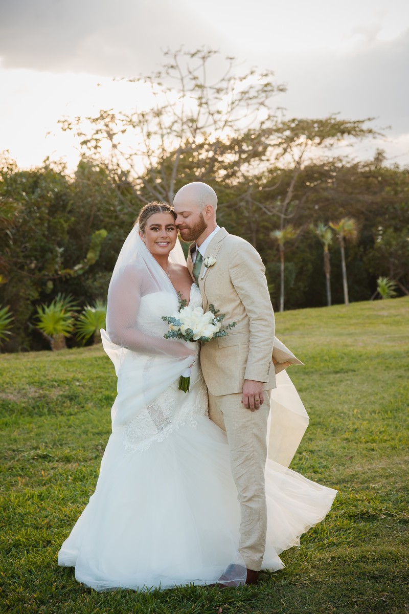 Newlywed couple at Riu Costa Mujeres Newlywed couple at Riu Costa Mujeres.