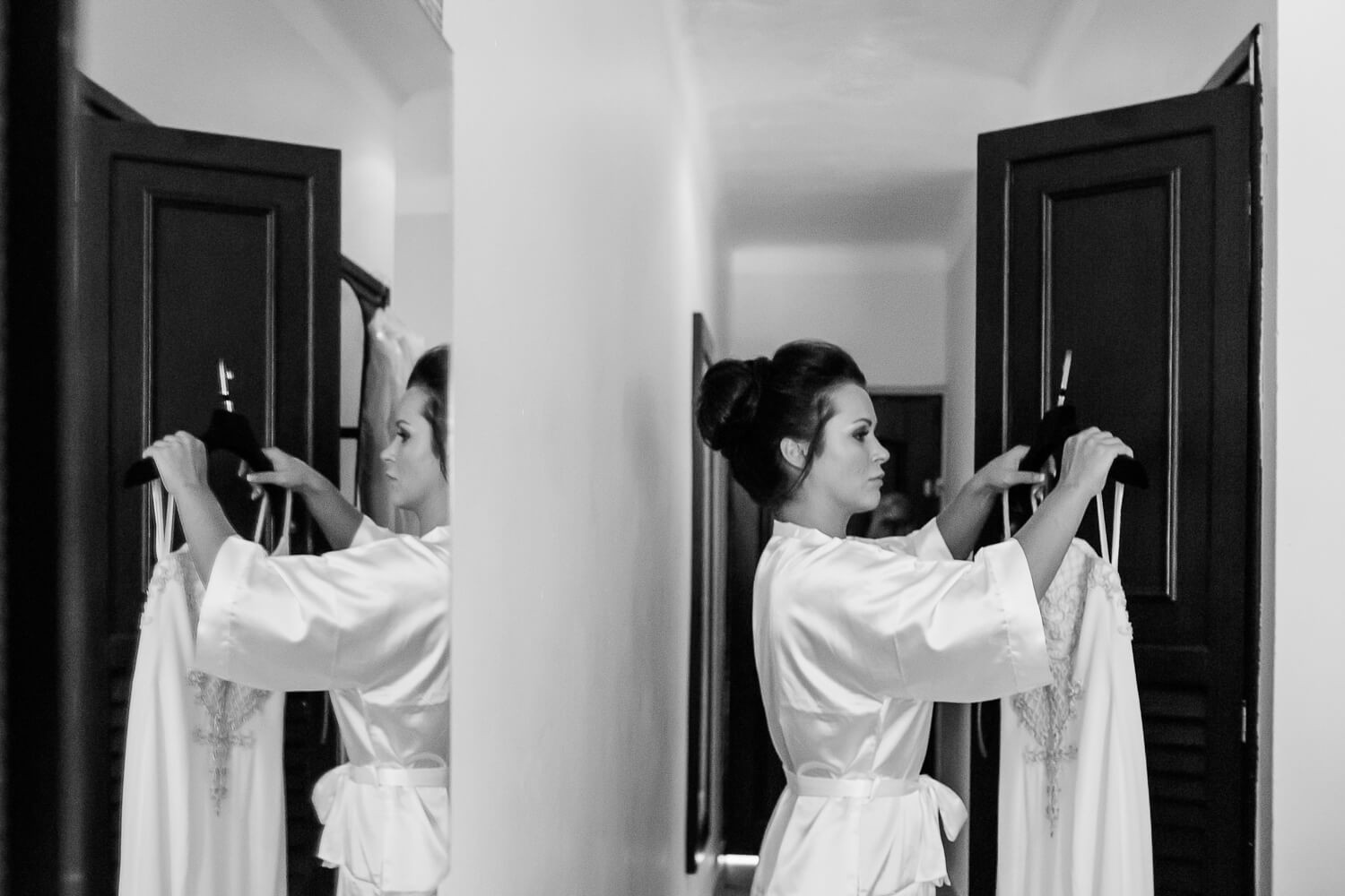 Bridal portrait at Riviera Maya.