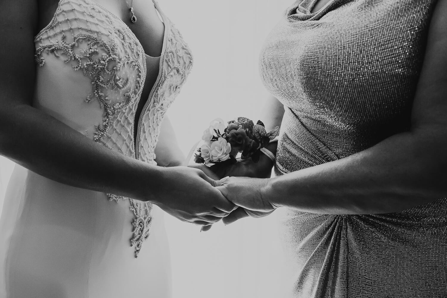 Bride getting ready at Riviera Maya.