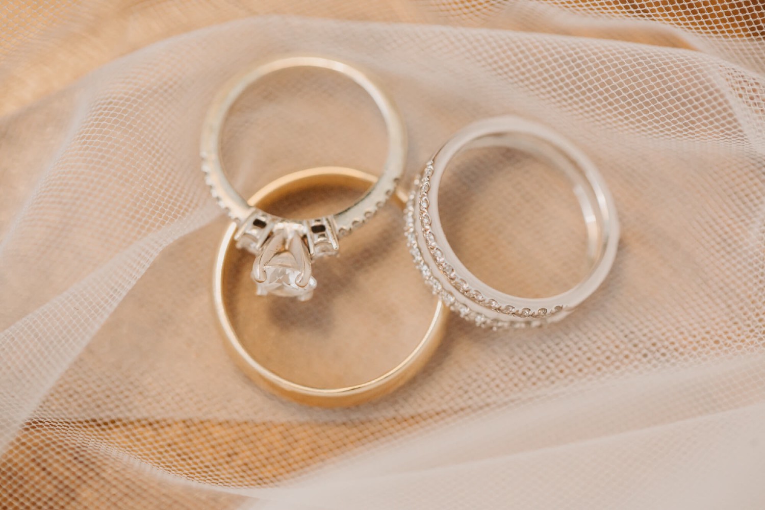 Bridal portrait at Villa Isla Blanca.