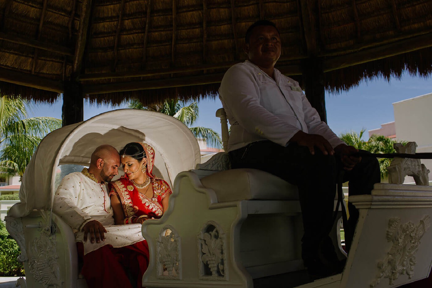 Bridal portrait at Moon Palace.