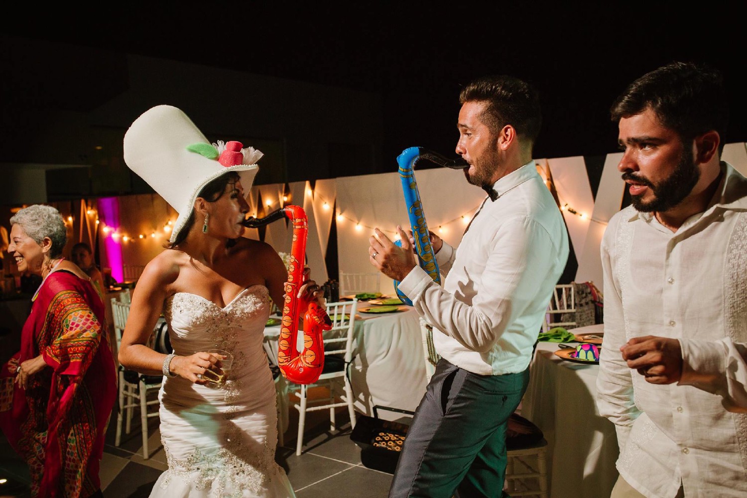 Bride getting ready at %!s(<nil>).