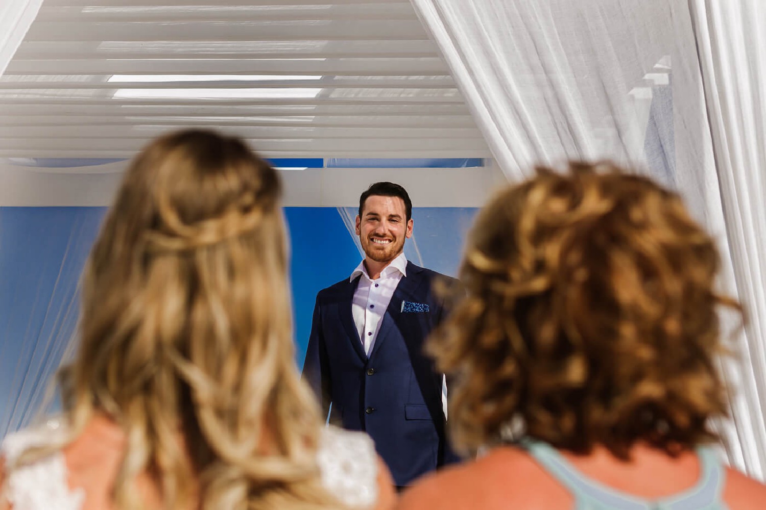 Bride and groom at %!s(<nil>).