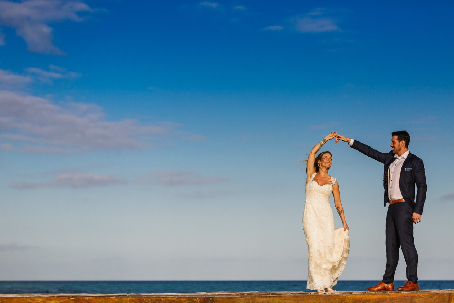 Bridal portrait at %!s(<nil>).