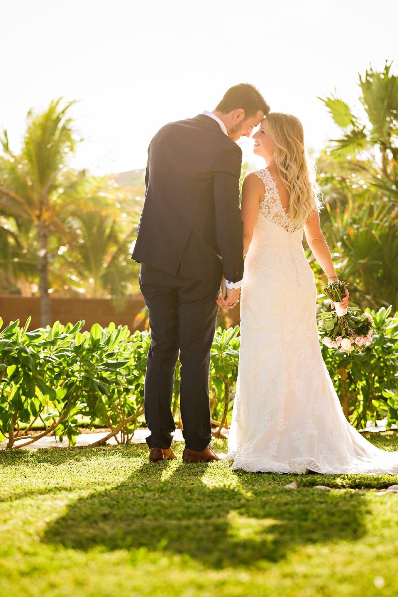 Newlywed couple at %!s(<nil>).