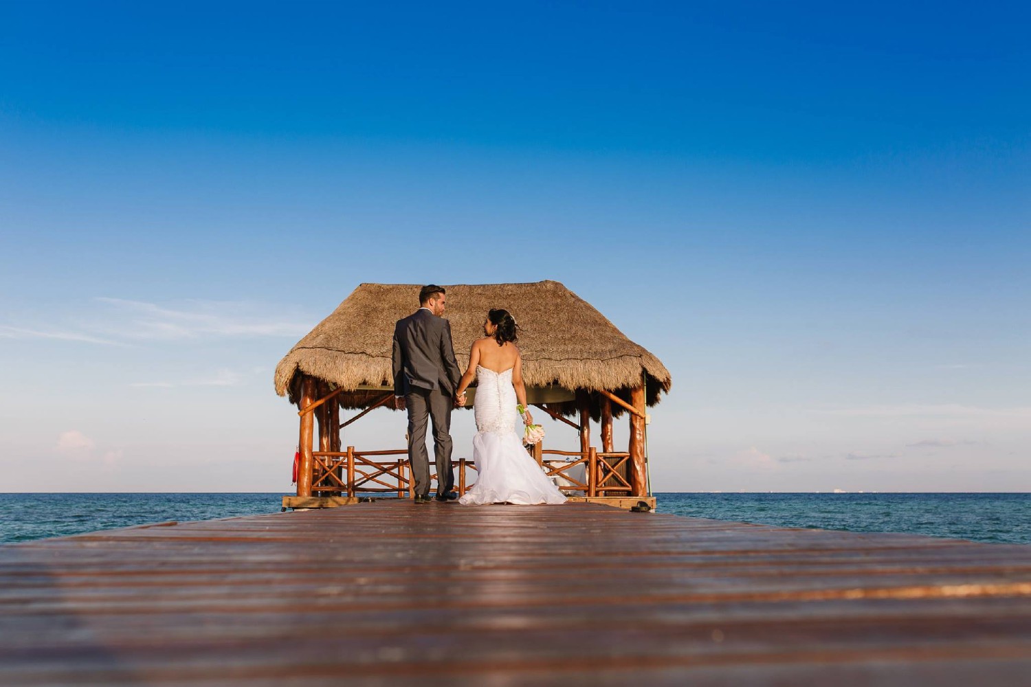Bride and groom at %!s(<nil>).